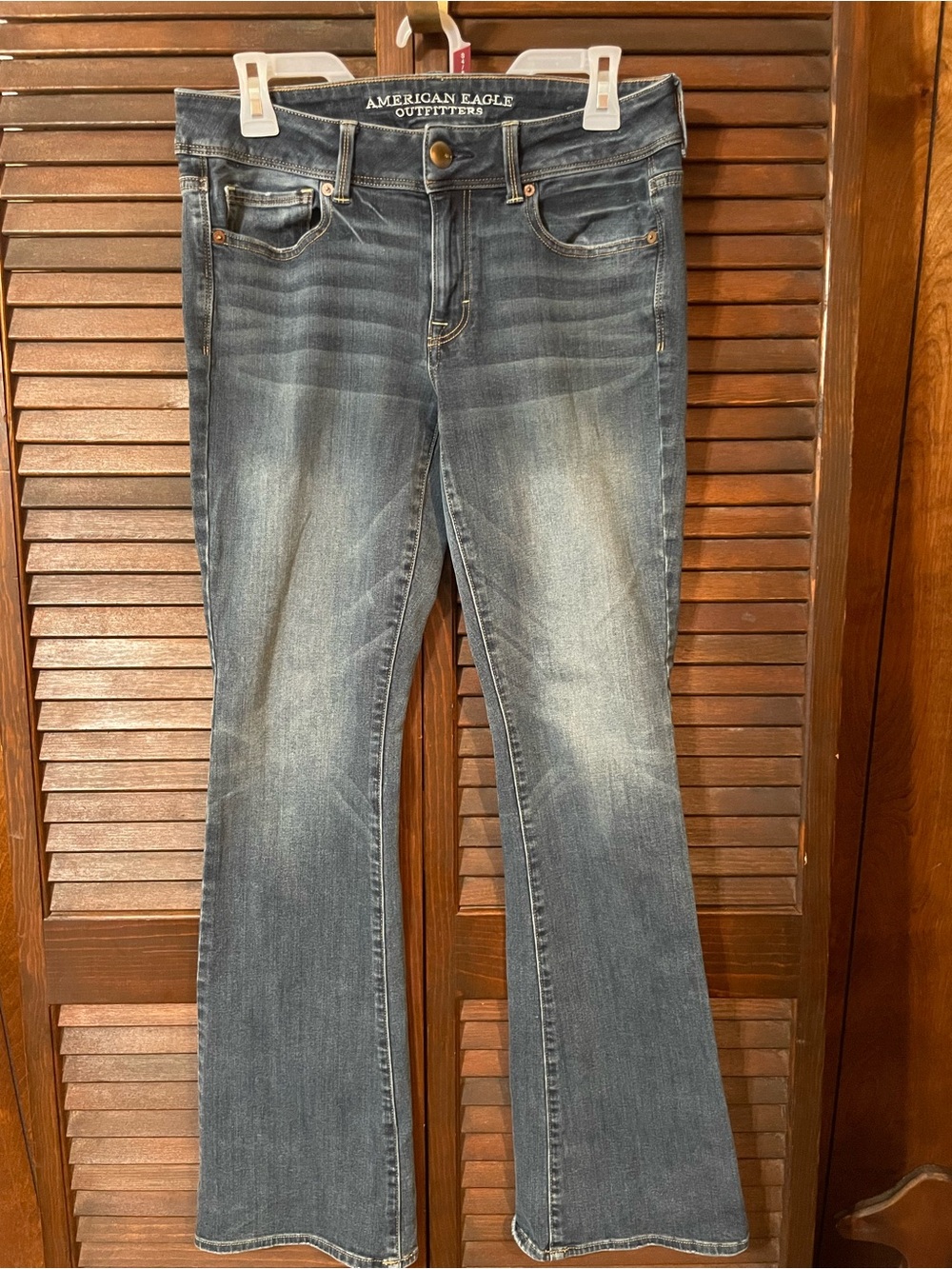 American Eagle Outfitters Bootcut Jeans in Faded Blue Wash